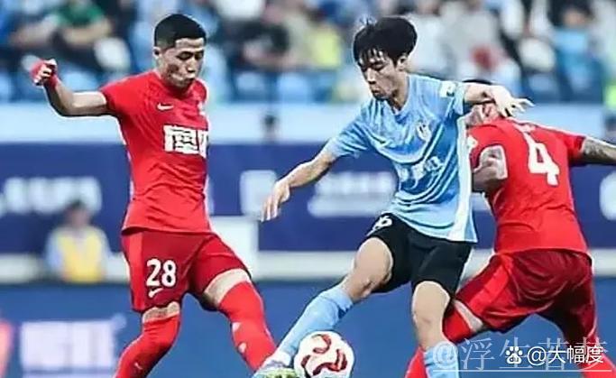 朱鹏宇接马莱莱助攻破门 大连英博战胜梅州客家 朱鹏宇接马莱莱助攻破门 大连英博战胜梅州客家